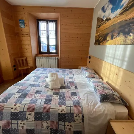 Rifugio Zoia Guest house Chiesa in Valmalenco