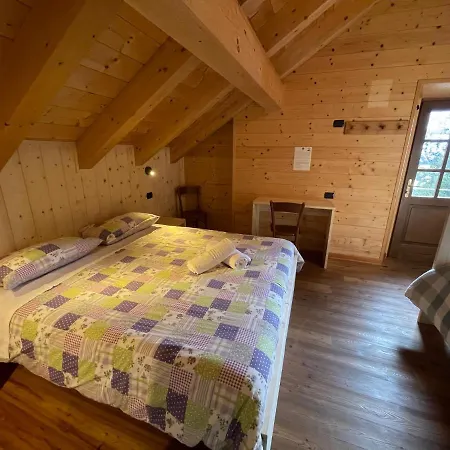 Rifugio Zoia Guest house