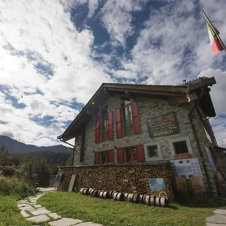 Rifugio Zoia Guest house 3*